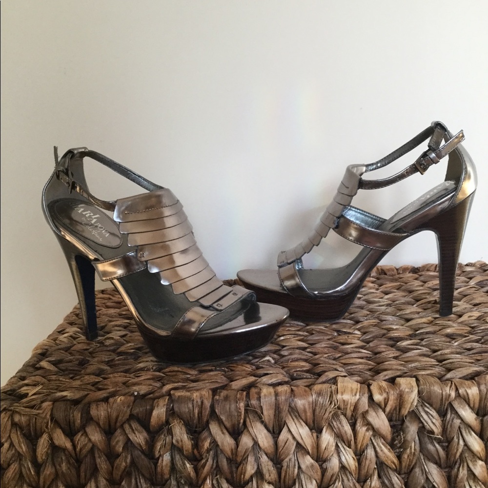 Maria Sharapova by Cole Haan platform sandals US 6